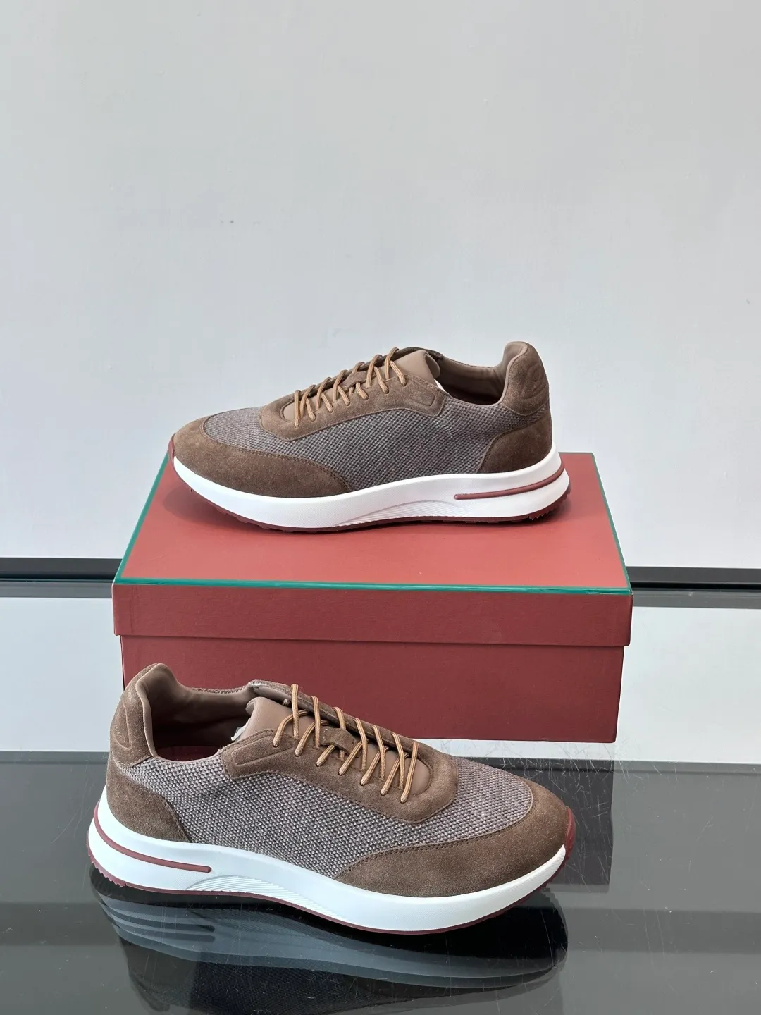 Men's men's shoes 💰p580 "Loro men's shoes 💰pian＊" Week End Walk series sports shoes, using exclusive raw materials, mesh upper + suede stitching, breathable and comfortable, rubber soles with strong grip, suitable for commuting and casual outings. Low-key high-end gray tone, versatile suit or casual wear, size: 39-44 (customized at 38.45.46)